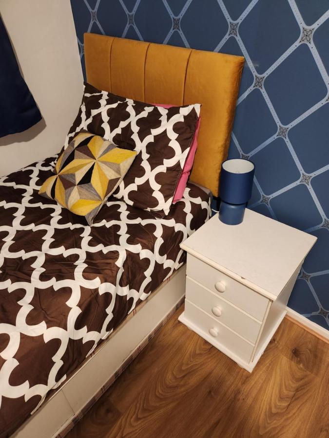 Gatwick Star Night Stay - Gatwick 크롤리 외부 사진